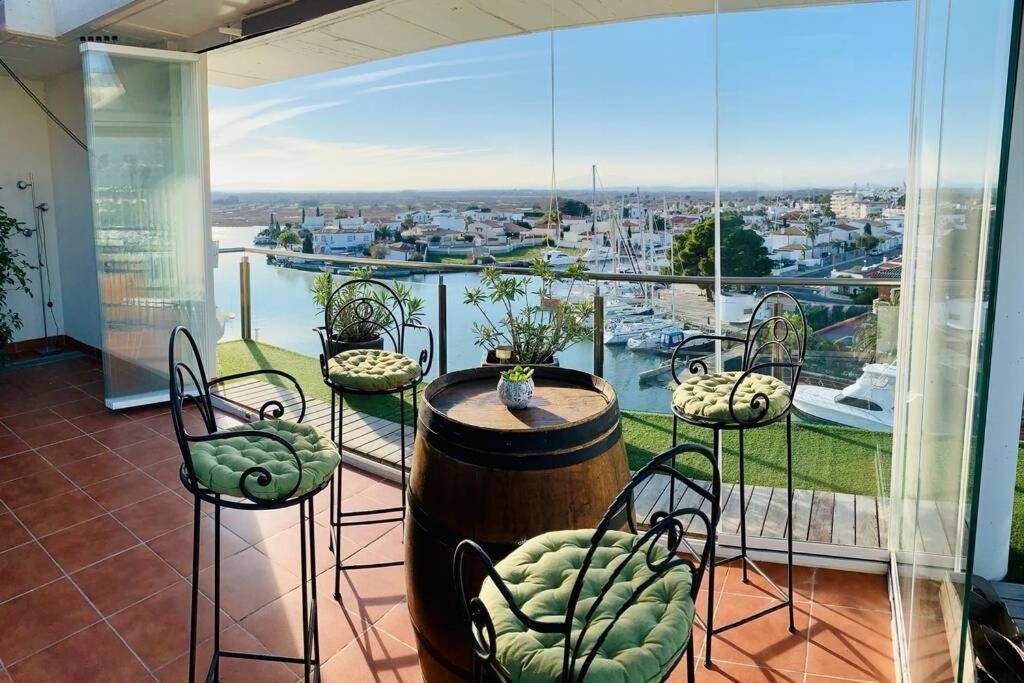 Apartamento Les Marines Rosas Exterior foto