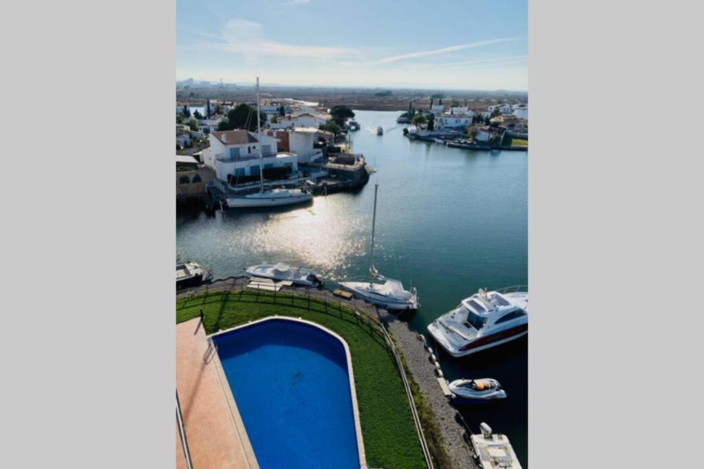Apartamento Les Marines Rosas Exterior foto